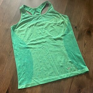 Nike Women's Green Athletic Lightweight Tank Top Tee Large